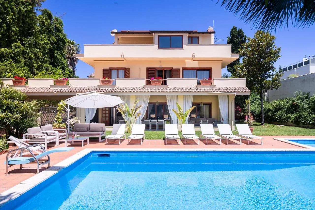 Villa Castelforte Mondello Palermo 0*,  Italy